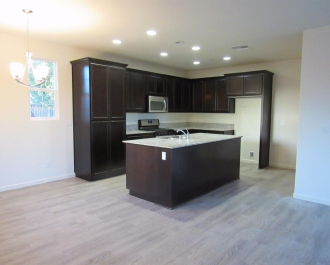 003_Open Kitchen