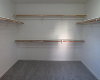 012_Walk In Closet
